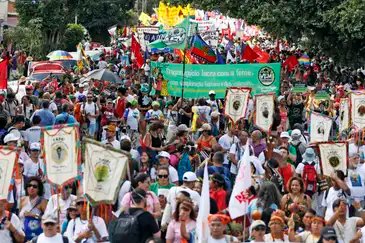 Belém (PA), 14/11/2025 - Marcha Global pelo Clima, evento paralelo à COP30. Foto: Bruno Peres/Agência Brasil