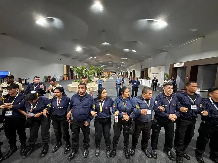 Belém- 20/11/2025 - Incêndio em pavilhão da COP30. Foto: Tânia Rêgo/Agência Brasil.