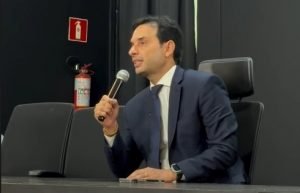 Programa Câmara pelo Brasil é inaugurado em Salvador com debate sobre trabalho por aplicativo