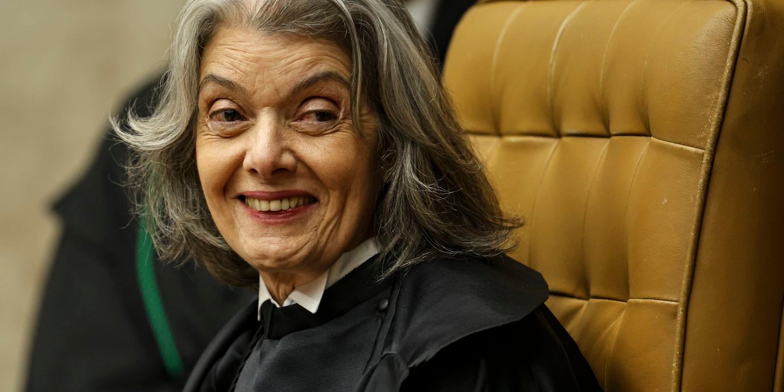 Cármen Lúcia diz que família pede pra ele deixar o STF