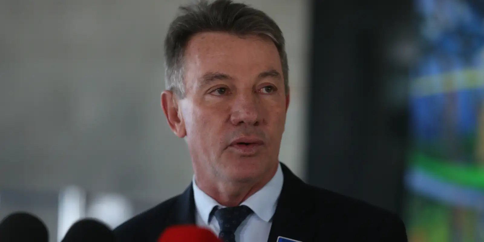 Novo pedido de vista volta a adiar julgamento de ex-governador de RR