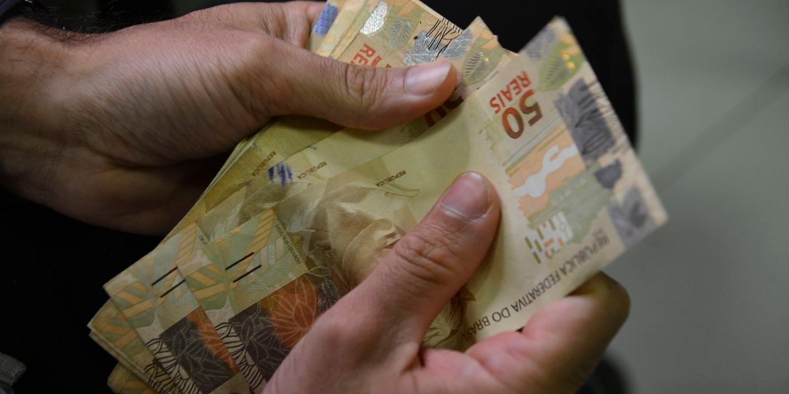 Novo Desenrola terá saque no FGTS e proibição de apostas online